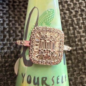 Lumina Bomb Party Ring